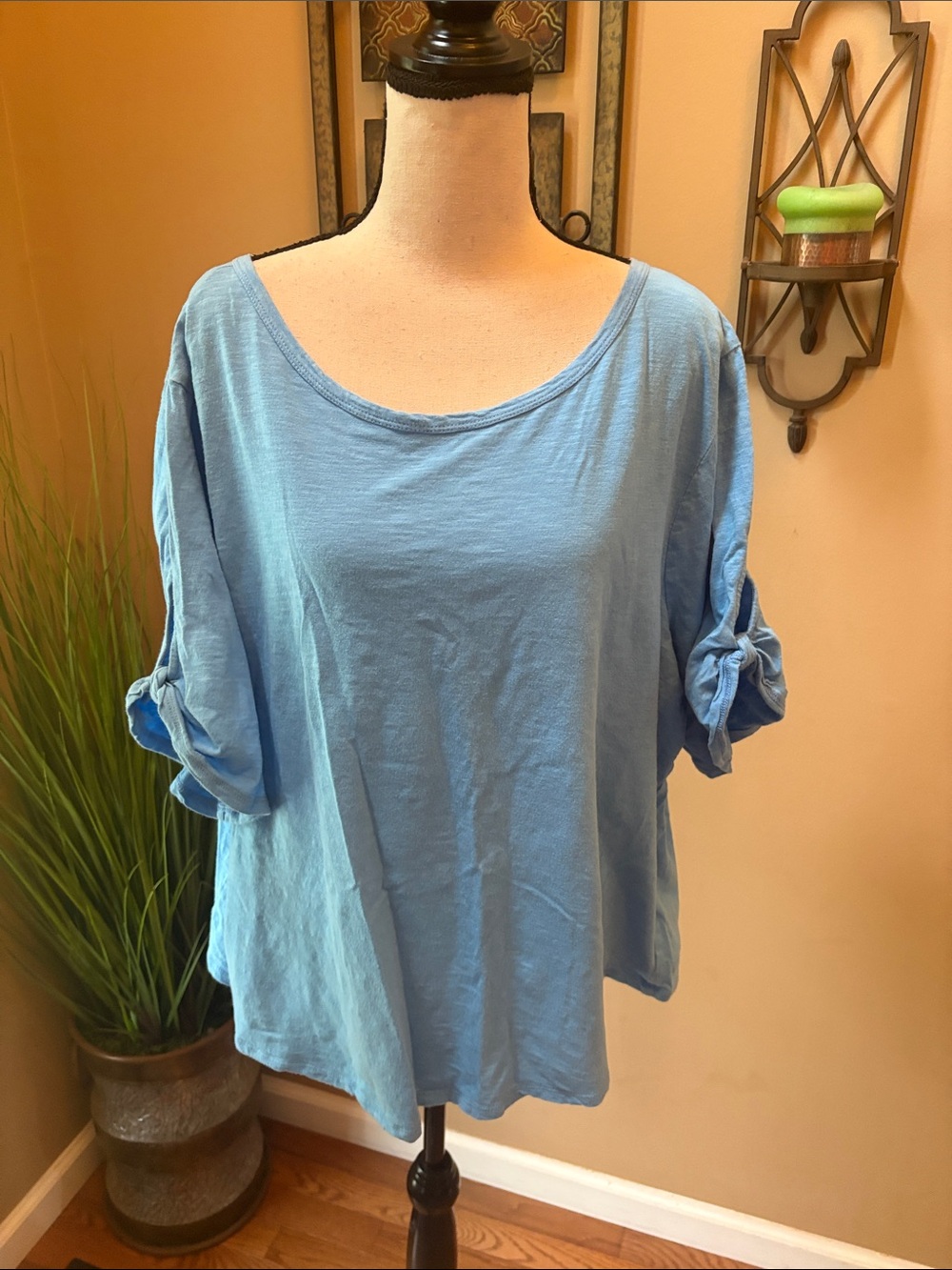 Ella Rafaella Blue Scoop Neck Knot-Sleeve Top